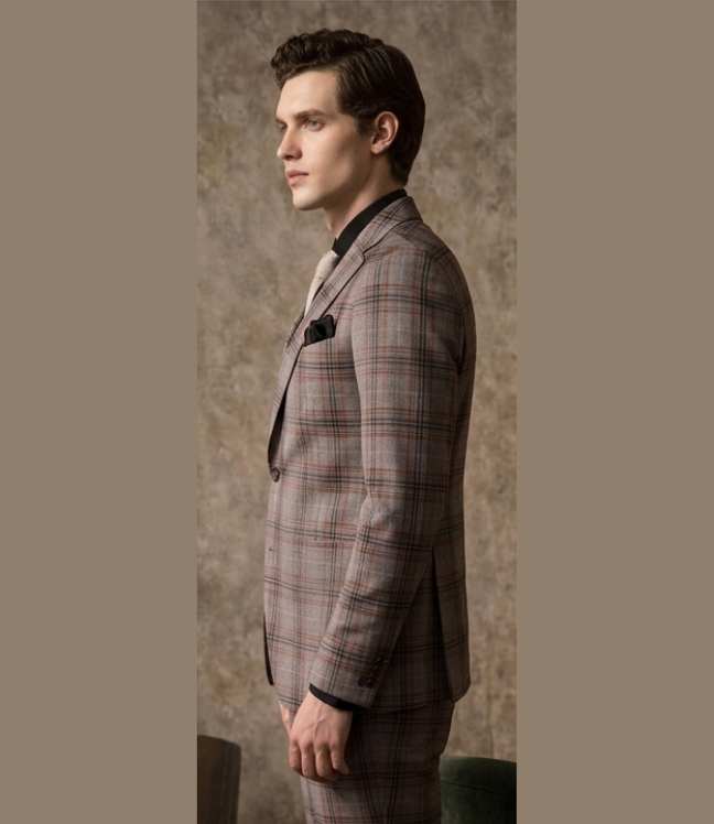 Royal  Groom Suit